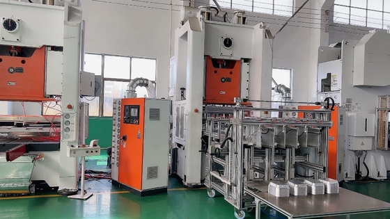 ซื้อ กล่องโฟลยอลูมิเนียม Siemens Motors เครื่องทํารูสี่ช่อง ด้วยการทํางานง่าย online manufacture