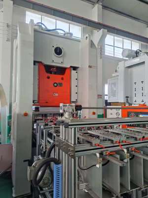 ซื้อ เครื่องเจาะภาชนะอาหาร LK-T80 พร้อมเปลี่ยนแม่พิมพ์อย่างรวดเร็ว สวิตช์ 15 นาที โดยผู้ปฏิบัติงานหนึ่งคน online manufacture