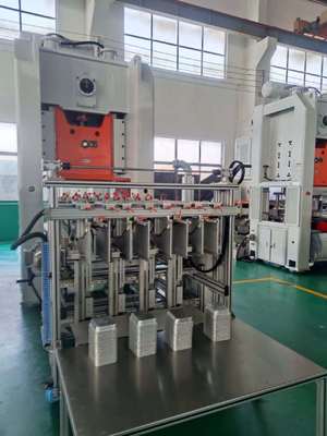 ซื้อ เครื่องปั๊มขึ้นรูปภาชนะอาหาร LK-T80 ประหยัดพลังงาน จาระบีลิเธียม และการหล่อลื่นแบบปิด online manufacture