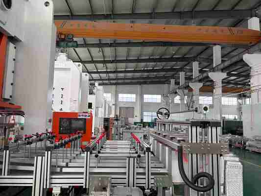 ซื้อ LK-T80 ภาชนะฟอยล์อลูมิเนียมบรรจุอาหารรูปสี่เหลี่ยมผืนผ้า เครื่องทำความหนา 0.08 มม. สำหรับใช้ในครัวเรือน online manufacture