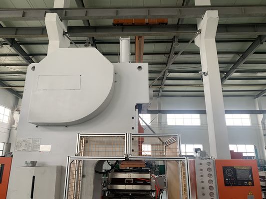 ซื้อ LK-T63 Aluminum Foil Making Machine Container 3003 H24 Raw Material Cutting Equipment online manufacture
