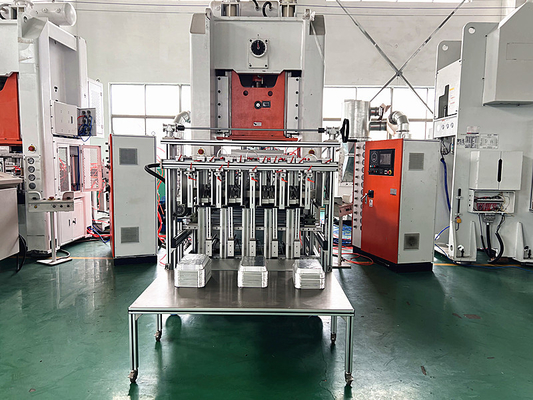 เครื่องทำกล่องฟอยล์อลูมิเนียม Mitsubishi PLC กำลังผลิตสูง 13000KG