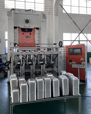 มิตซูบิชิ PLC ควบคุมเครื่องทําถังแผ่นอลูมิเนียมที่มีอายุยืนยาว