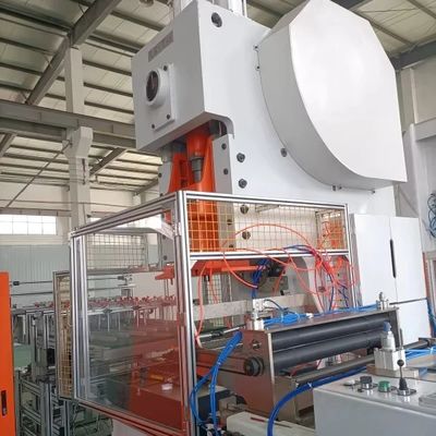 T63 โฟลยอลูมิเนียม กระปุกอาหารใช้ครั้งเดียว เครื่องจักรรีไซเคิล สี่เหลี่ยม บริการอาหารสายการบิน