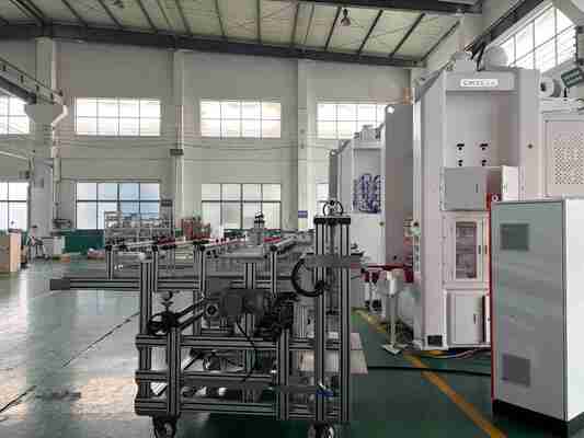 LK-T80 เครื่องทำภาชนะฟอยล์อลูมิเนียมแบบใช้แล้วทิ้งขนาด 660 มล. สำหรับผนังแบบมีรอยย่น น้ำหนักเบา